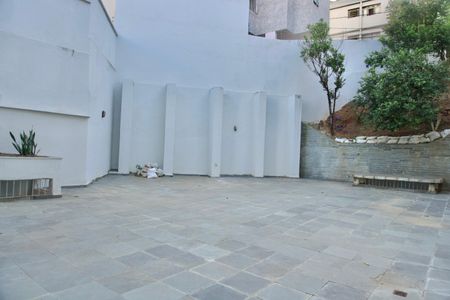 Apartamento à venda com 120m², 4 quartos e 2 vagas Apartamento à venda com 120m², 4 quartos e 2 vagasÁrea Comum - Salão de Festas