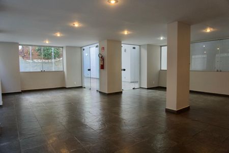 Apartamento à venda com 120m², 4 quartos e 2 vagas Apartamento à venda com 120m², 4 quartos e 2 vagasÁrea Comum - Salão de Festas