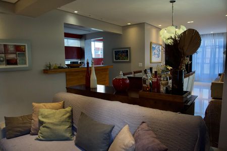 Apartamento à venda com 120m², 4 quartos e 2 vagas Apartamento à venda com 120m², 4 quartos e 2 vagasSala