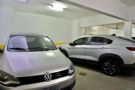 Apartamento à venda com 120m², 4 quartos e 2 vagas Apartamento à venda com 120m², 4 quartos e 2 vagasVagas de Garagem