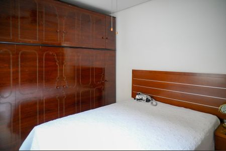 Casa à venda com 150m², 2 quartos e 2 vagas Casa à venda com 150m², 2 quartos e 2 vagasQuarto 2