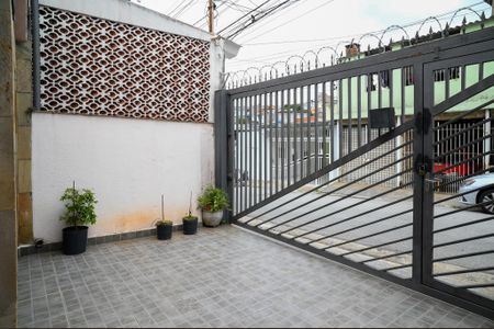 Casa à venda com 150m², 2 quartos e 2 vagas Casa à venda com 150m², 2 quartos e 2 vagasGaragem