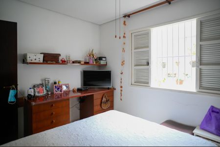 Casa à venda com 150m², 2 quartos e 2 vagas Casa à venda com 150m², 2 quartos e 2 vagasQuarto 2