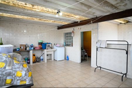 Casa à venda com 150m², 2 quartos e 2 vagas Casa à venda com 150m², 2 quartos e 2 vagasVaranda / Area de Serviço