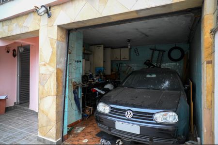 Casa à venda com 150m², 2 quartos e 2 vagas Casa à venda com 150m², 2 quartos e 2 vagasGaragem