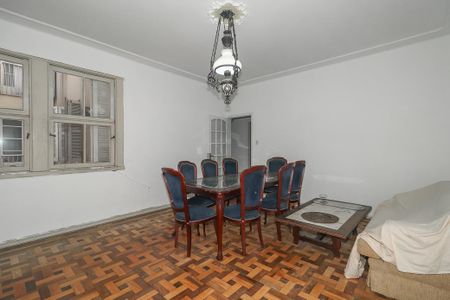 Sala de apartamento para alugar com 3 quartos, 130m² em Petrópolis, Porto Alegre