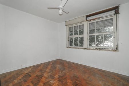 Apartamento à venda com 130m², 3 quartos e 1 vagaQuarto