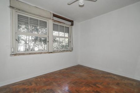 Apartamento à venda com 130m², 3 quartos e 1 vagaQuarto