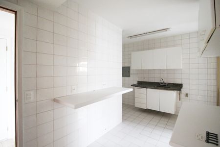 Apartamento para alugar com 114m², 3 quartos e 2 vagasCozinha