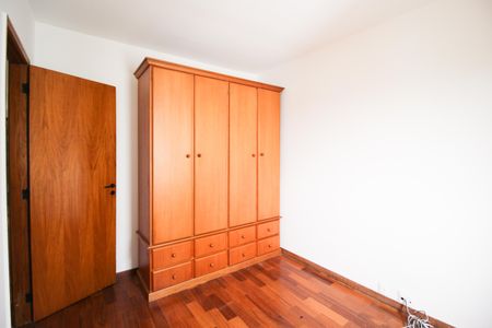 Apartamento para alugar com 114m², 3 quartos e 2 vagasQuarto 2
