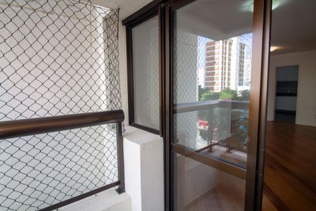 Apartamento para alugar com 85m², 3 quartos e 1 vaga Apartamento para alugar com 85m², 3 quartos e 1 vagaVaranda da Sala