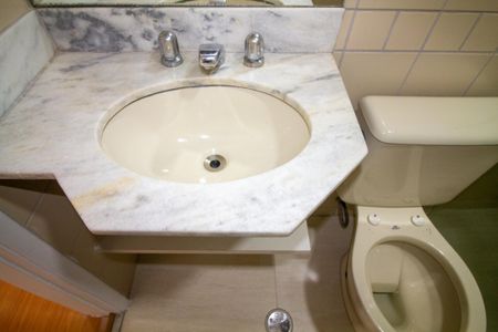 Apartamento para alugar com 85m², 3 quartos e 1 vaga Apartamento para alugar com 85m², 3 quartos e 1 vagaBanheiro