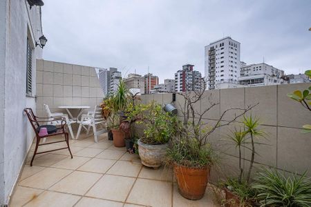 Apartamento à venda com 62m², 1 quarto e 1 vaga Apartamento à venda com 62m², 1 quarto e 1 vagaVaranda