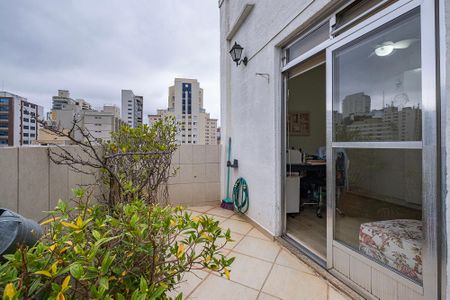 Apartamento à venda com 62m², 1 quarto e 1 vaga Apartamento à venda com 62m², 1 quarto e 1 vagaVaranda