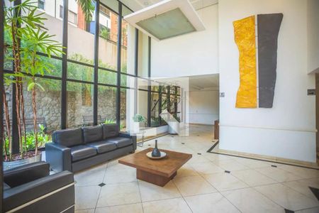Apartamento à venda com 28m², 1 quarto e 1 vaga Apartamento à venda com 28m², 1 quarto e 1 vagaHall social