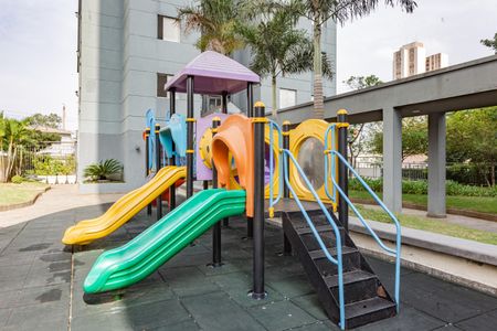 Apartamento à venda com 63m², 3 quartos e 1 vagaÁrea comum - Playground