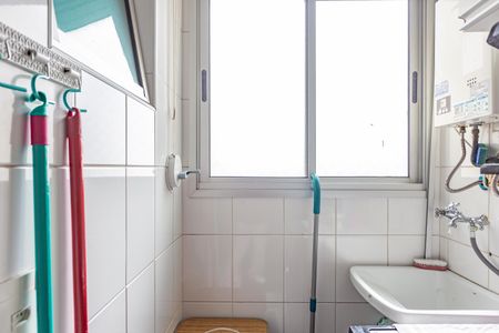Apartamento à venda com 63m², 3 quartos e 1 vagaÁrea de Serviço