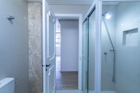 Apartamento para alugar com 377m², 4 quartos e 3 vagasBanheiro da Suite 1