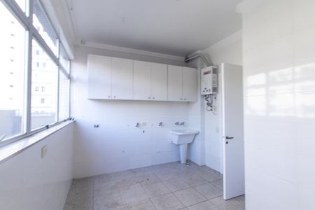 Apartamento para alugar com 377m², 4 quartos e 3 vagasÁrea de Serviço