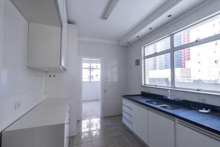 Apartamento para alugar com 377m², 4 quartos e 3 vagasCozinha