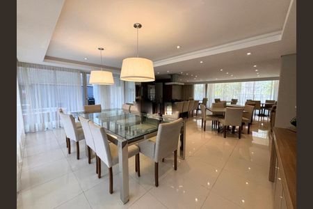 Apartamento para alugar com 377m², 4 quartos e 3 vagasÁrea comum - Salão de festas