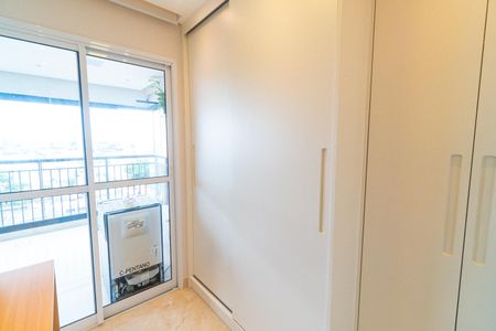 Apartamento à venda com 81m², 3 quartos e 2 vagasQuarto 1