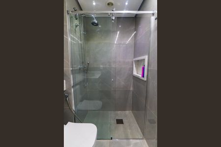 Apartamento à venda com 81m², 3 quartos e 2 vagasBanheiro Social