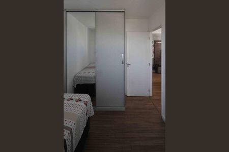 Apartamento à venda com 45m², 2 quartos e 1 vagaQuarto 02