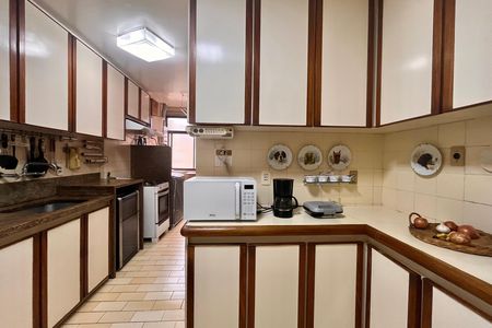 Apartamento à venda com 90m², 1 quarto e 2 vagas Apartamento à venda com 90m², 1 quarto e 2 vagasCozinha