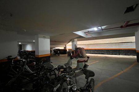 Apartamento à venda com 90m², 1 quarto e 2 vagas Apartamento à venda com 90m², 1 quarto e 2 vagasGaragem e bicicletário
