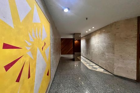 Apartamento à venda com 90m², 1 quarto e 2 vagas Apartamento à venda com 90m², 1 quarto e 2 vagasHall de entrada