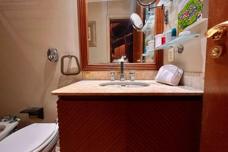 Apartamento à venda com 90m², 1 quarto e 2 vagas Apartamento à venda com 90m², 1 quarto e 2 vagasBanheiro da Suíte