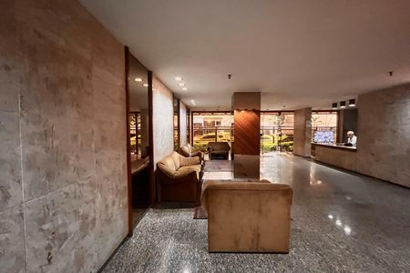 Apartamento à venda com 90m², 1 quarto e 2 vagas Apartamento à venda com 90m², 1 quarto e 2 vagasPortaria