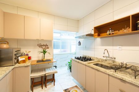 Apartamento para alugar com 72m², 2 quartos e 1 vaga