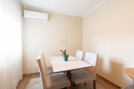 Apartamento para alugar com 72m², 2 quartos e 1 vaga