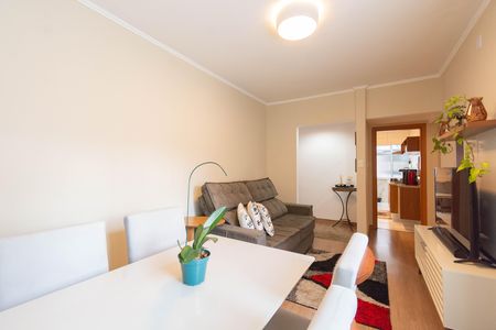 Apartamento para alugar com 72m², 2 quartos e 1 vaga