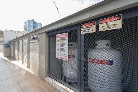 Apartamento para alugar com 72m², 2 quartos e 1 vaga