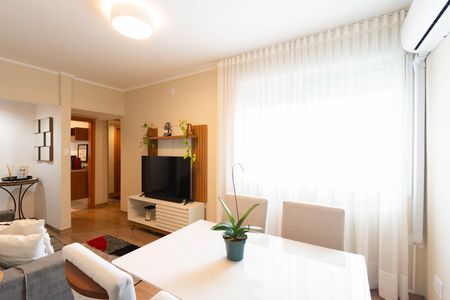 Apartamento para alugar com 72m², 2 quartos e 1 vaga