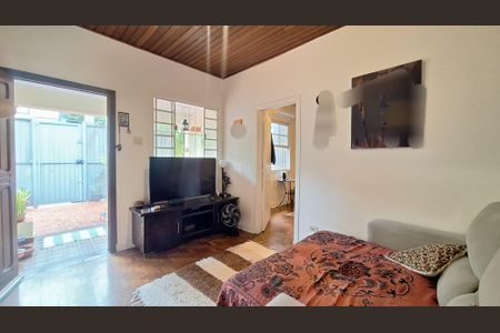 Sala de casa à venda com 2 quartos, 170m² em Alto de Pinheiros, São Paulo