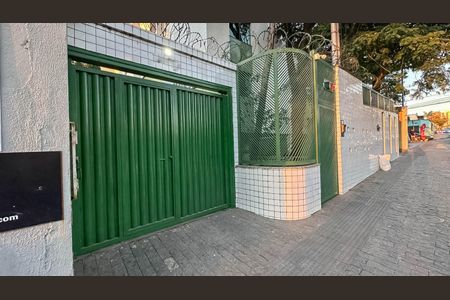 Apartamento para alugar com 173m², 4 quartos e 2 vagasFachada