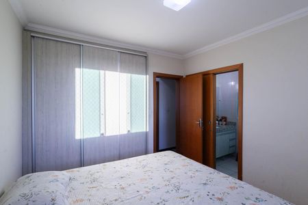 Apartamento para alugar com 173m², 4 quartos e 2 vagasSuíte 1