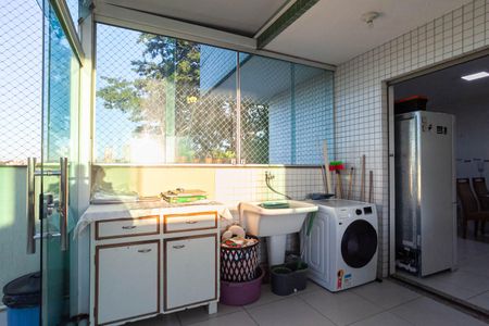 Apartamento para alugar com 173m², 4 quartos e 2 vagasCobertura - Área de serviço 