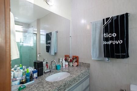 Apartamento para alugar com 173m², 4 quartos e 2 vagasBanheiro da suíte 1