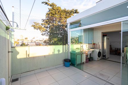 Apartamento para alugar com 173m², 4 quartos e 2 vagasCobertura