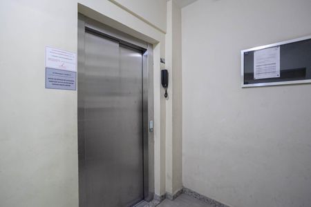 Apartamento para alugar com 173m², 4 quartos e 2 vagasEntrada