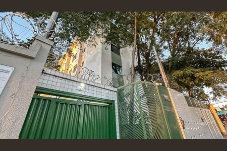Apartamento para alugar com 173m², 4 quartos e 2 vagasFachada