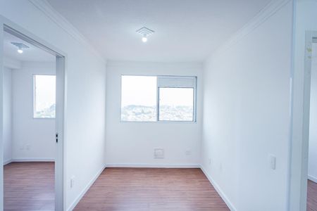 Sala, cozinha e área de serviço de apartamento para alugar com 2 quartos, 33m² em Brasilândia, São Paulo