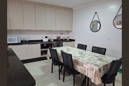 Casa à venda com 3 quartos, 137m² em Cidade Patriarca, São Paulo