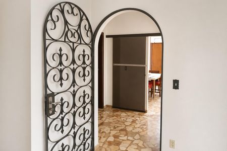 Casa à venda com 3 quartos, 300m² em Rolinópolis, São Paulo