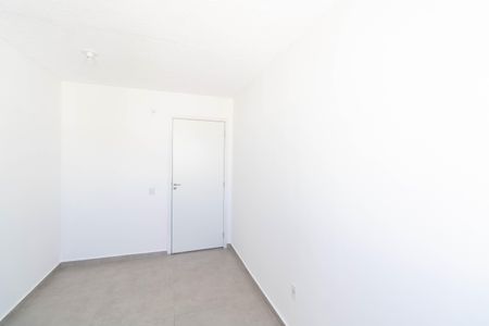 Sala de apartamento para alugar com 2 quartos, 42m² em Guaratiba, Rio de Janeiro